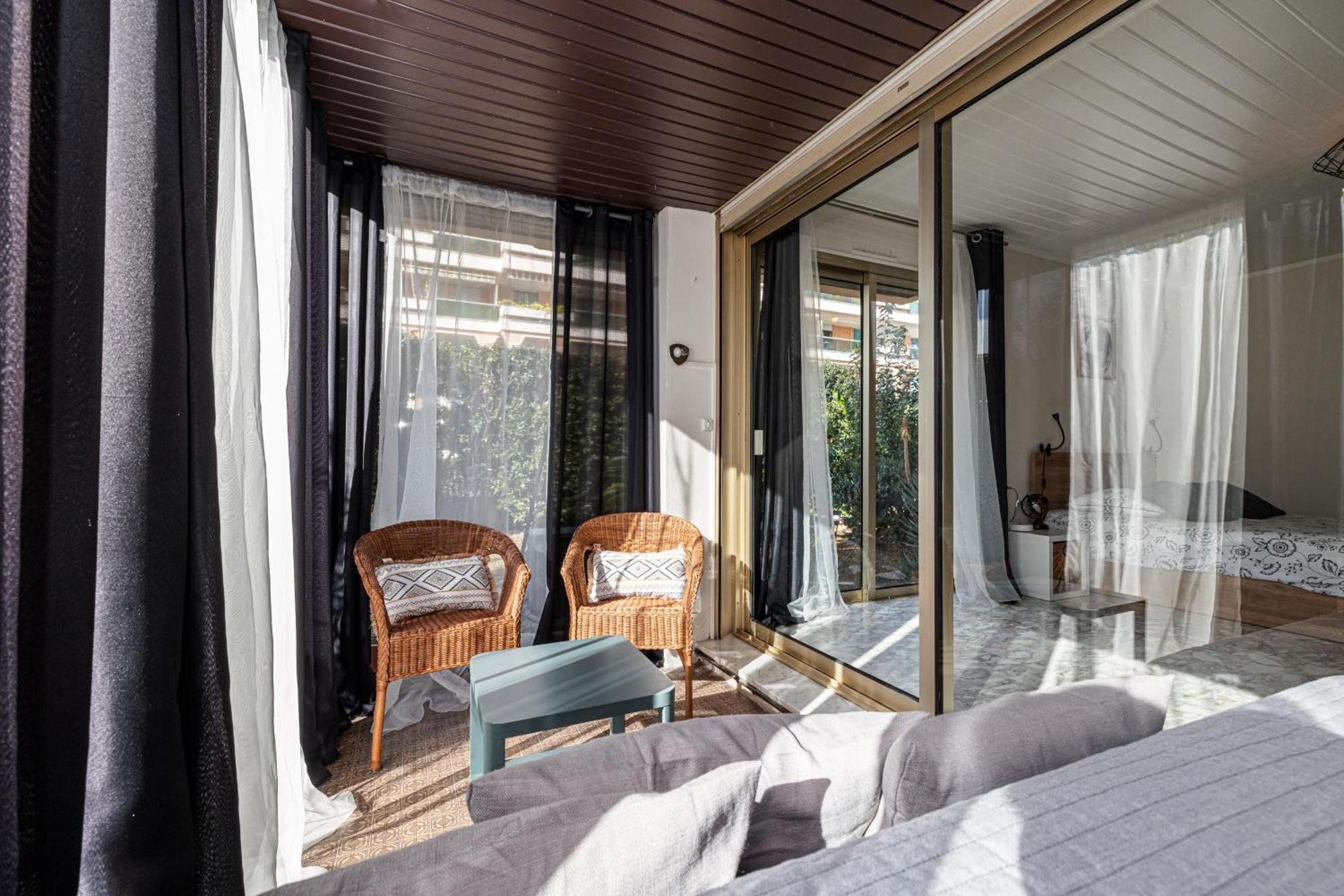 Le Globe Trotteur Apartment Saint-Laurent-du-Var Exterior photo
